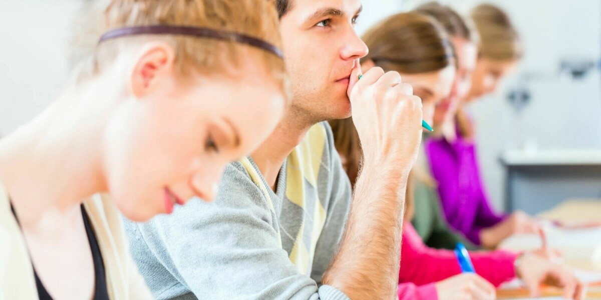 Young Professionals beim berufsbegleitenden Studium 