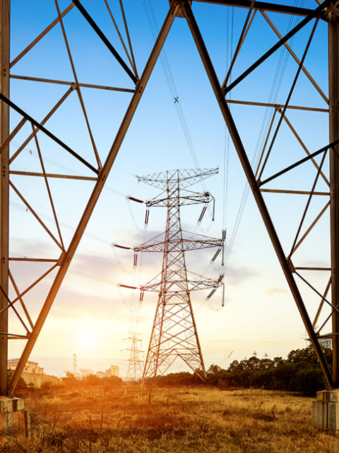 Hier fließt Energie – mit Hilfe von IT-Experten Hier fließt Energie – mit Hilfe von IT-Experten